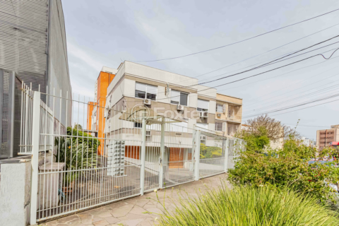 Image 30 - 918275