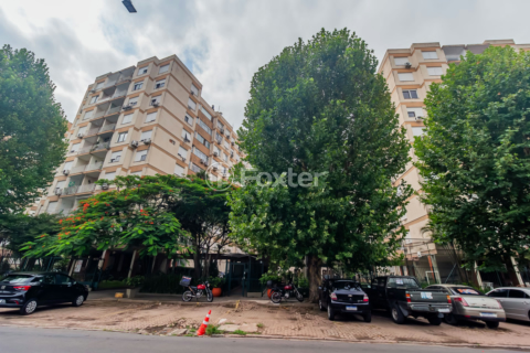 Image 35 - 1015416