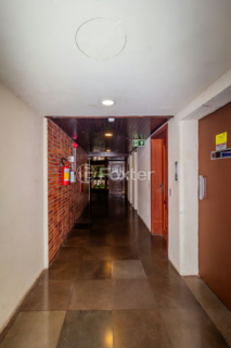 Image 39 - 1015416