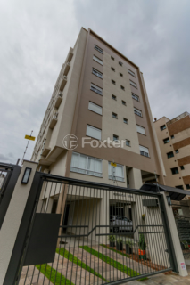 Image 47 - 1004142