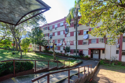 Image 17 - 1012417