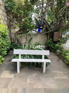 Image 31 - 352674
