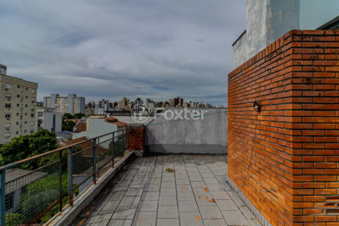 Image 20 - 232417