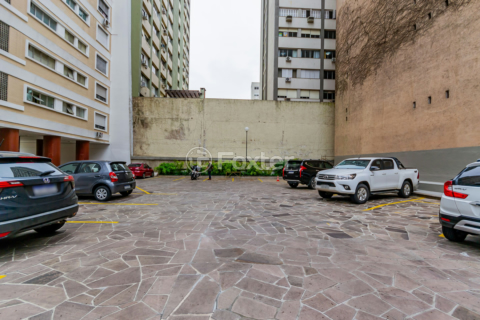 Image 57 - 747529