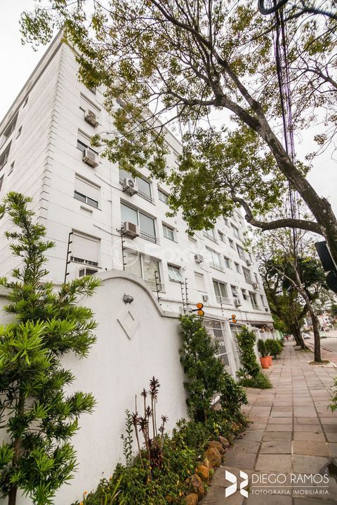Image 20 - 928436