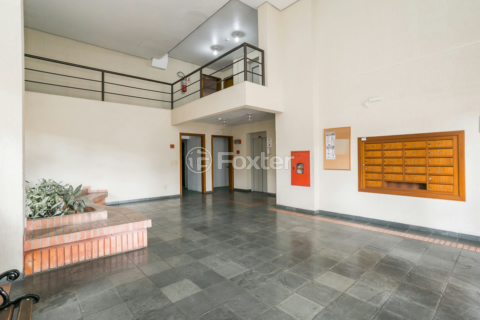 Image 42 - 998350