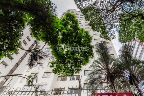 Image 27 - 848533