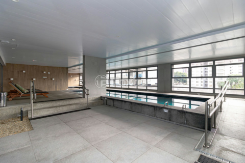 Image 33 - 317148