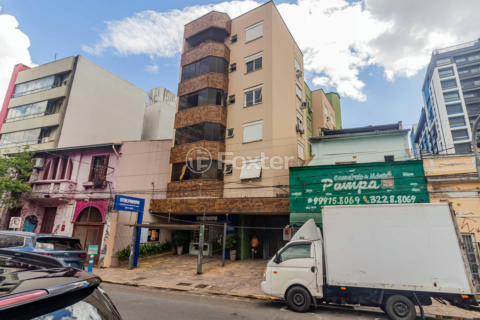 Image 33 - 1018640