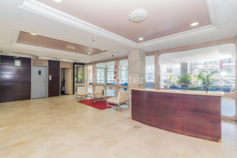Image 30 - 1005155