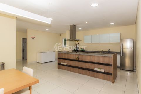 Image 39 - 331239
