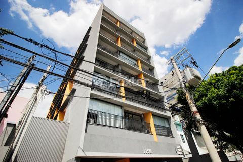 Image 8 - 586828