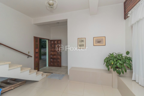 Image 37 - 1012879