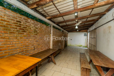 Image 21 - 635308