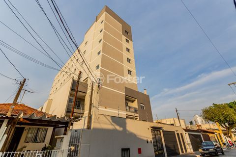 Image 29 - 806897