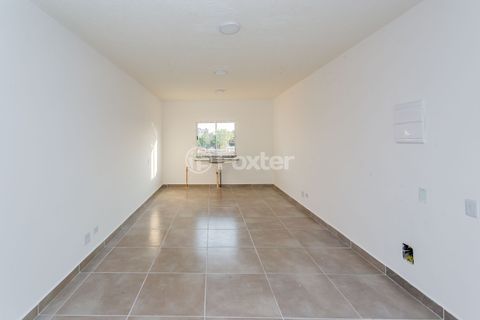 Image 33 - 806897