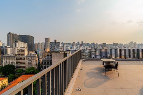 Image 26 - 705957