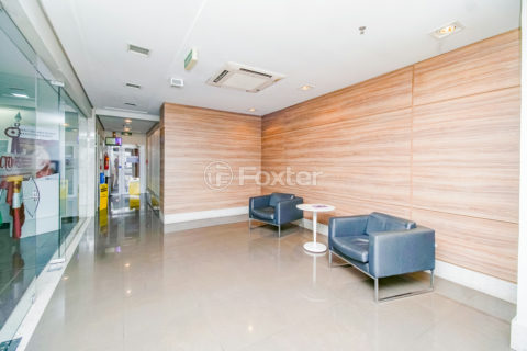 Image 17 - 1017766