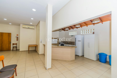 Image 39 - 752585