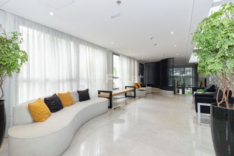 Image 22 - 1004443