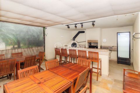 Image 39 - 979282