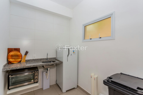 Image 38 - 327328