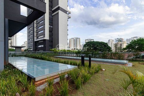 Image 65 - 945284
