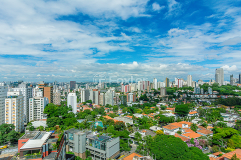 Image 13 - 972395