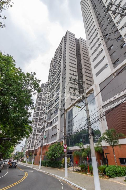 Image 7 - 1004743