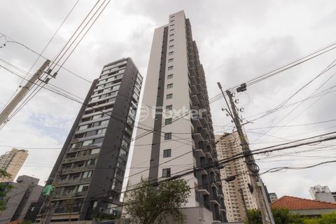Image 32 - 1013303