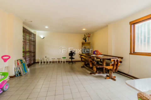 Image 44 - 878848
