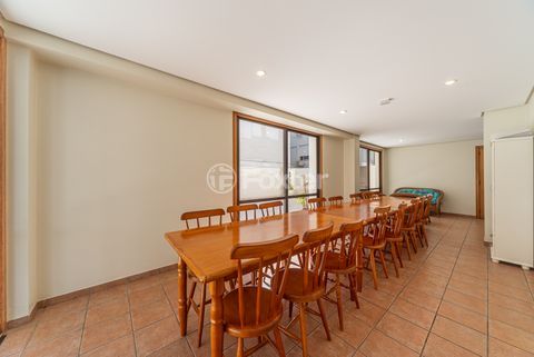 Image 24 - 994682