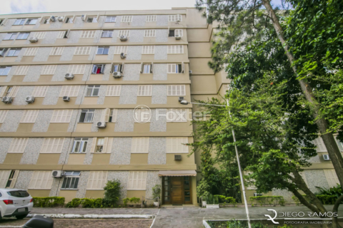 Image 1 - 1025184
