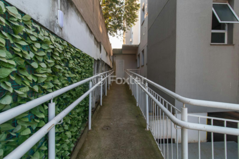 Image 30 - 275689