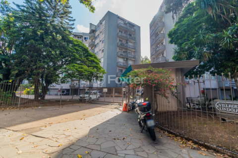 Image 17 - 926534