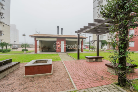 Image 35 - 1012999