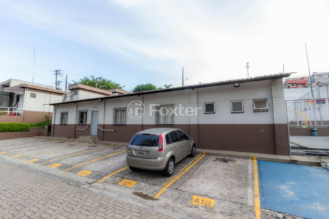 Image 35 - 1021305