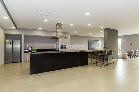 Image 21 - 324173