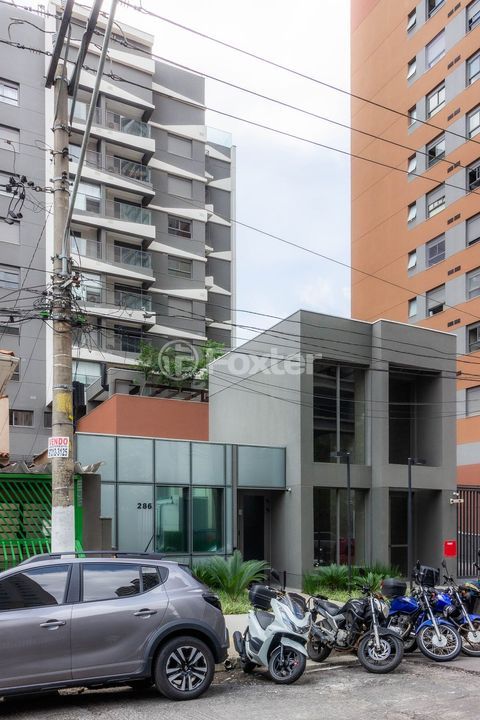 Image 8 - 966732