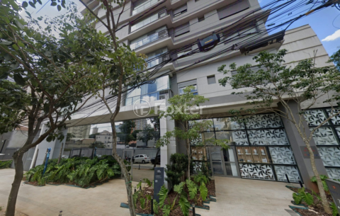 Image 31 - 876327