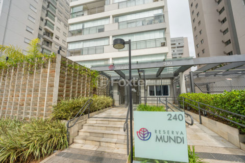 Image 23 - 982866