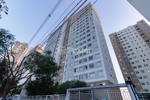 Image 16 - 318097
