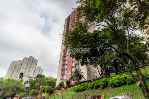 Image 46 - 858057