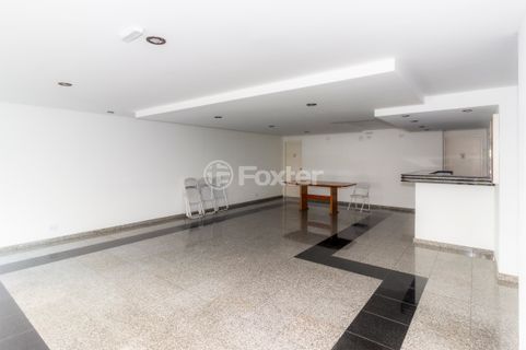 Image 39 - 858955