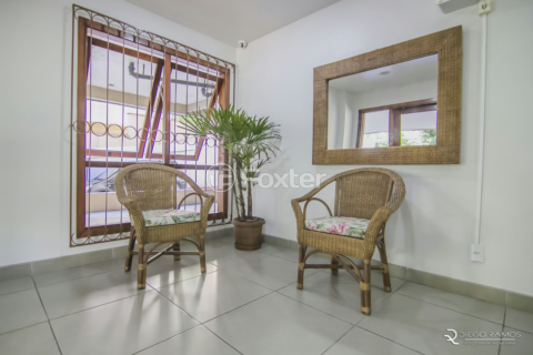 Image 33 - 993657