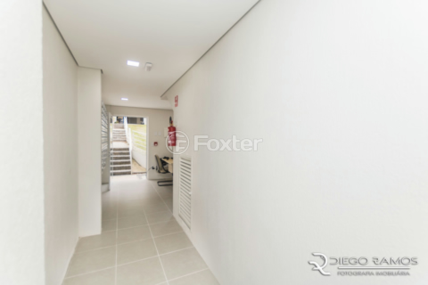 Image 10 - 991119