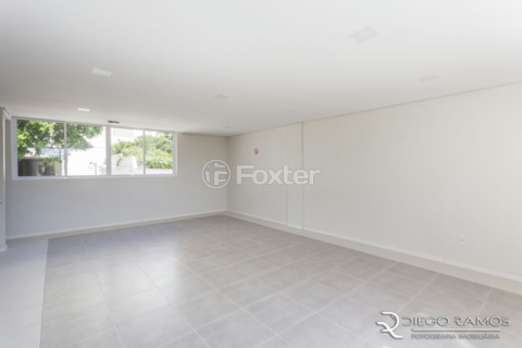 Image 21 - 991119