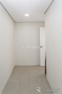 Image 11 - 991119