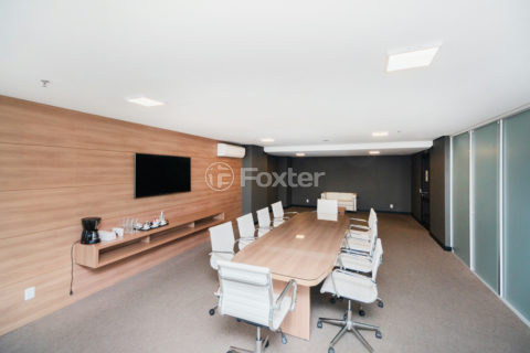 Image 29 - 1036705