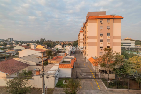 Image 33 - 823076